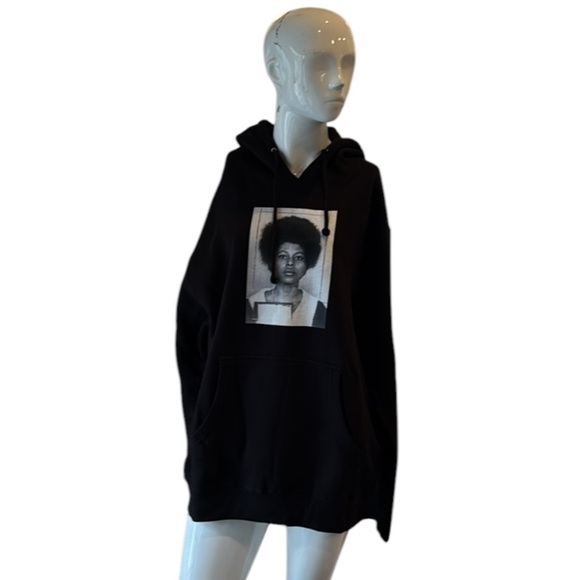 Midnight Dreamer Assata Shakur Black Graphic Pullover Hooded Sweatshirt Size M - Picture 12 of 16